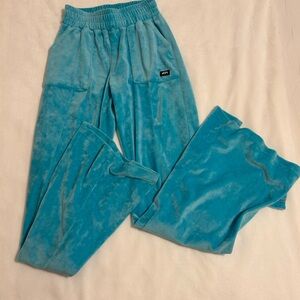 Stylish Women's Blue Velour Joggers